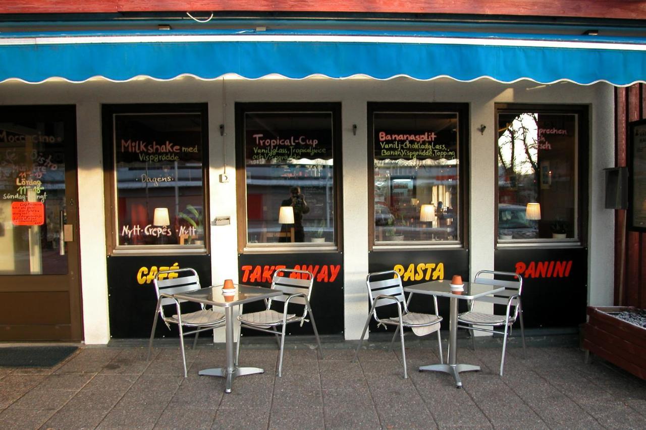 مبيت وإفطار Ekshärad Cafe Bistro Moccacino المظهر الخارجي الصورة
